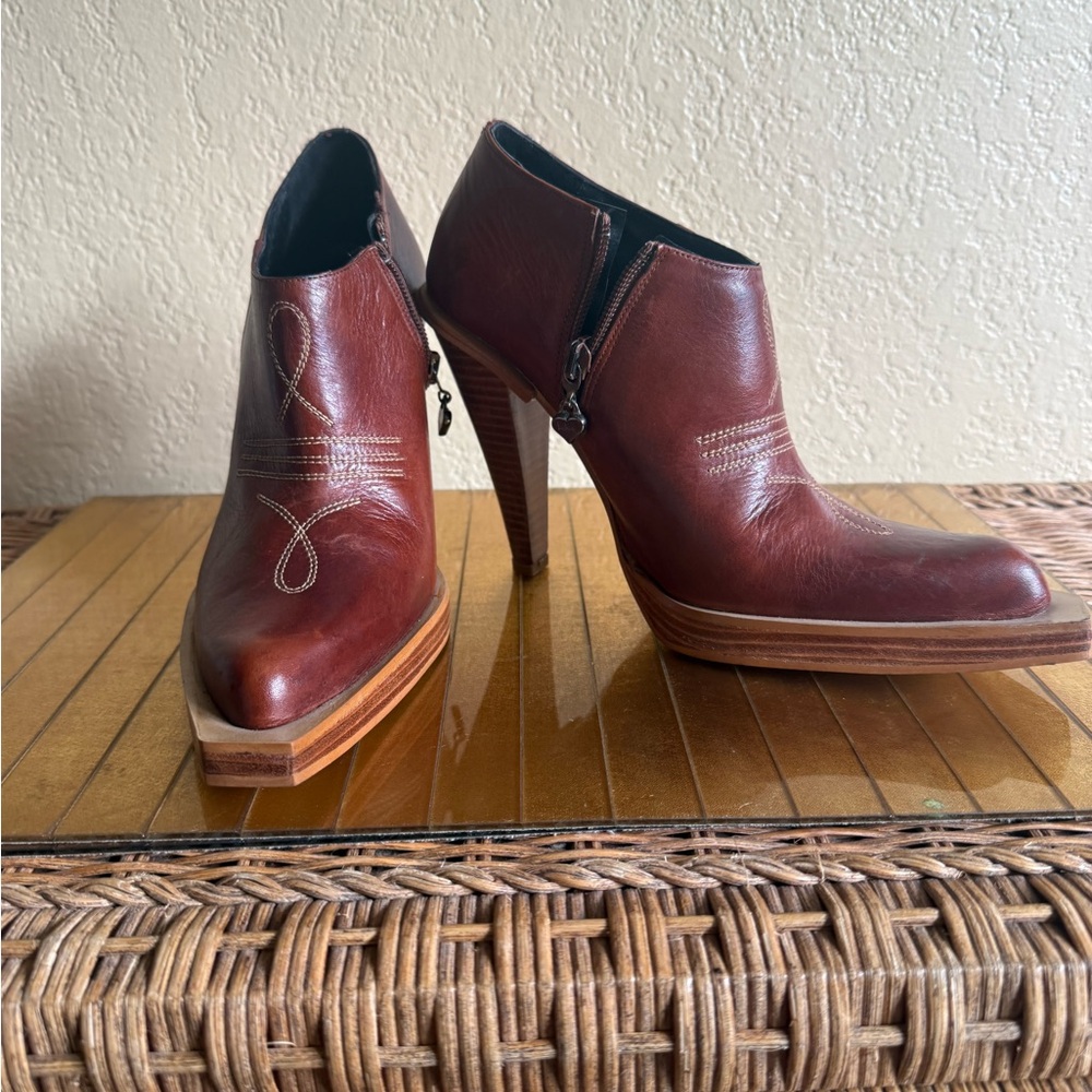 ⭐️Luichiny of Spain rockstar, cowboy boots platform RARE⭐️